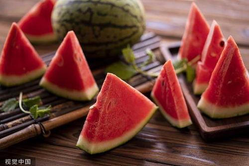 吃梨瓜怎么拍好看,捕捉美味瞬间，教你拍出诱人佳片