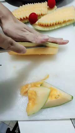 哈密瓜怎么切着吃,尽享夏日清新美味