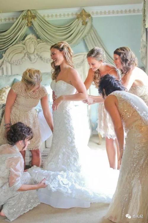 新娘 伴郎 吃瓜,吃瓜群众围观婚礼现场