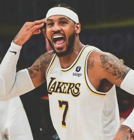 吃瓜群众瓜哥安东尼,揭秘娱乐圈的“吃瓜群众”传奇