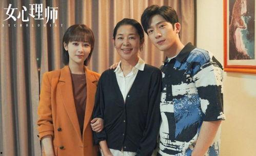 吃瓜博主女性,揭秘吃瓜博主的魅力人生