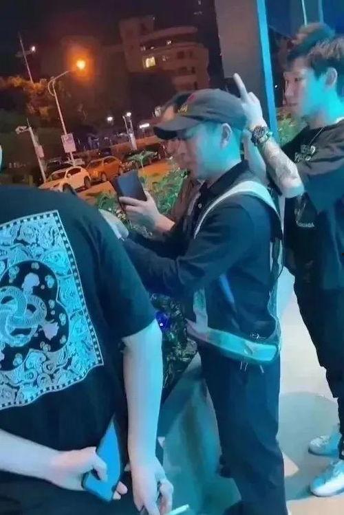 厦门老师吃瓜事件,网络舆论下的教育伦理探讨