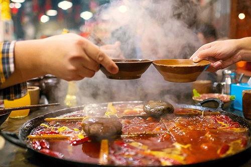 萍姐火锅吃瓜,一场吃瓜盛宴背后的故事