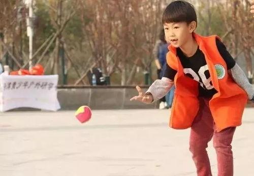 保龄球有点胖吃瓜