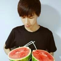 单人吃瓜情侣头像